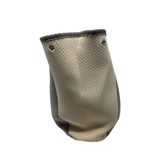 Jen & Co Neoprene Tote Bag With Leopard & Stripe Design - Picture 8 of 13